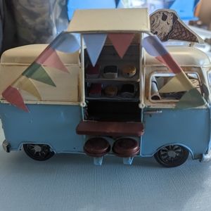 Ice cream truck decor